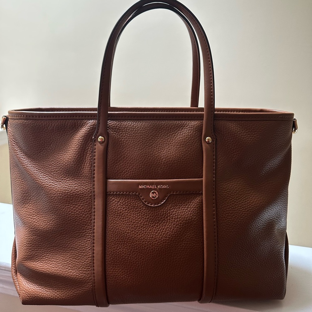 Michael Kors Satchel brown
